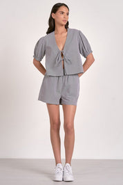 Dari Short