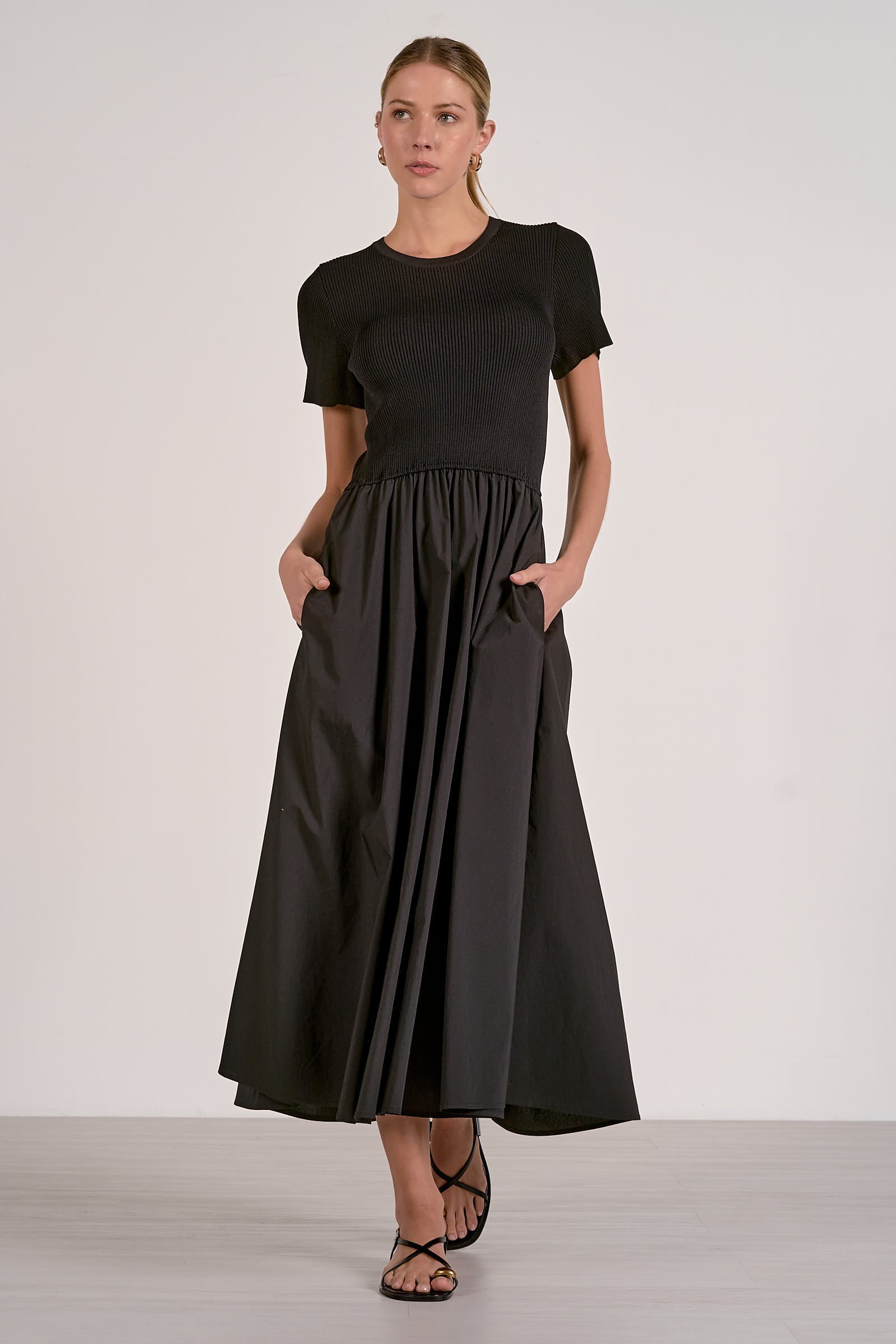 トップス riri Riri Top – Tie Front Plunge V-Neck Ruffle Sleeveless Resort Top